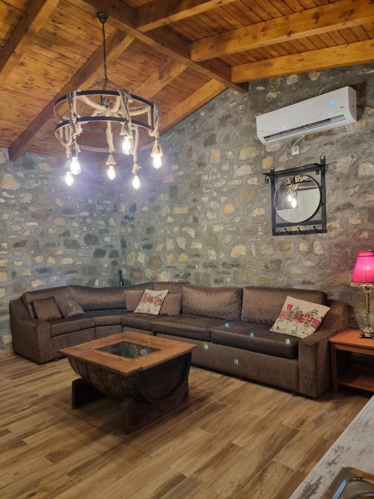 House With Big Garden And Barbeque In Nature Vourgareli Bagian luar foto